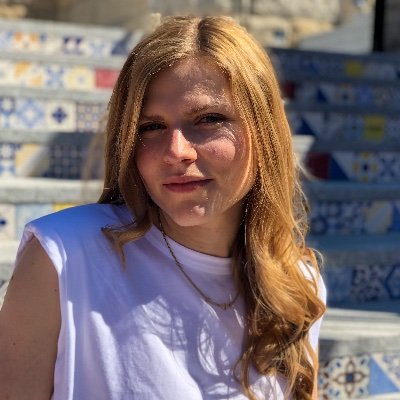 PhD student at @AzeredoLab and Gomez de Agüero Lab • Microbiologist • Phage • Skin • Staphylococci • Co host of @PhageCast