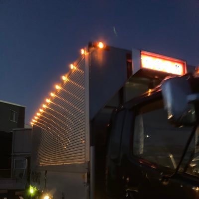 SkRvw4's profile picture. 夫婦で運送会社に勤務してます😊 嫁は長距離ドライバー、旦那は10トン地場メインのドライバーになりました🙂 無言フォローすいません🤢💦 気軽にフォローしてくださいませ✨ 高校生＆小学生のMAMAしてます( ｰ̀֊ｰ́)و♡
