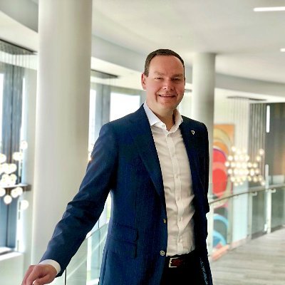 AJKaduce's profile picture. Lease it up @RRRealtyGroup | Des Moines | Golf | Professor | Bulldog