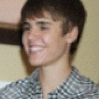 LarissaResendez's profile picture. 3