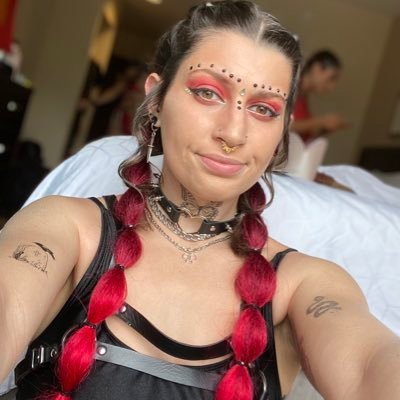 groovygooby_'s profile picture. ✨🏳️‍🌈 | 23 | ♍️ | she/her ✨ dubstep n house pls 🔜Firefly ✨