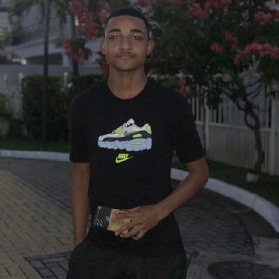 zeru__6's profile picture. 