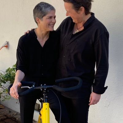 TheAlinker's profile picture. Follow us on https://t.co/8El9L3zUKf