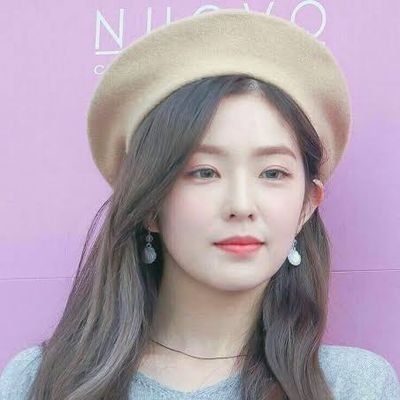 irene_sayang's profile picture. being a nice person isn't that hard, buddy 💟💟

sampai hari ini @UlquioraSam masih disuspend sama omjek