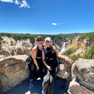 DenaLeach's profile picture. Travel✈️ Sunshine🌞Foodie🍔🧁🍕