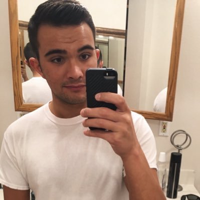 miosyv's profile picture. and I see that these are the eyes of disarray