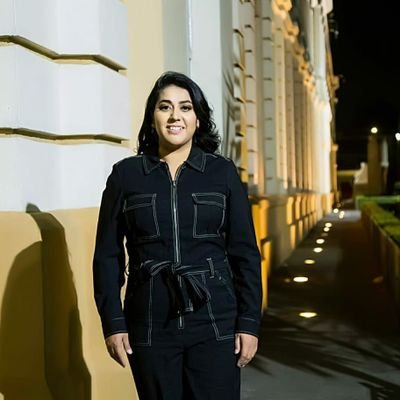 EsmeMorenoMX's profile picture. toluqueña, abogada penalista y diputada federal de la LXIV Legislatura.