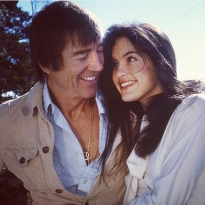 MariskasXo's profile picture. Fanpage Instagram&Tiktok= xo.mariskas.xo please follow all my socials •not active•