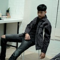 Barr (@_akuakbar) 's Twitter Profile