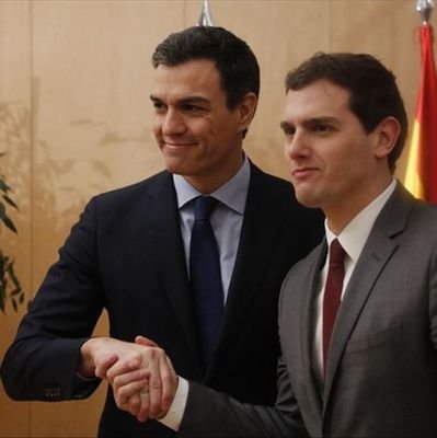 Un poco de paciencia, el 15M volverá.

El @PSOE es el partido necesario del régimen para que la gente vote al centro derecha pensando que vota a la izquierda