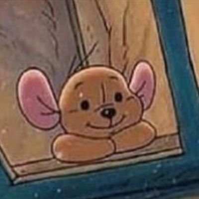 KeshhikaaMohan's profile picture. 24 | Daydreamer