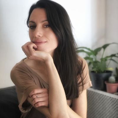 Victoria Stecca Profile