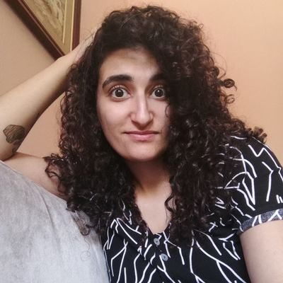 @lorientlejour + @lorienttoday multimedia journalist | story designer, sometimes a cook
khobz w wardet. a friendly reminder to look at the moon
IG @jaymileeh