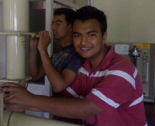#Computer #Engineer who is extermely interested in #politics and #stocks. -Jai Nepal