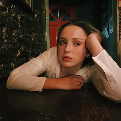 Rubesjamess's profile picture. Just a girl innit