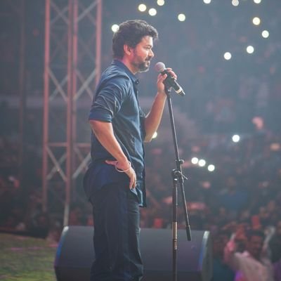 die hard fan of thalapathy ❤|@actorvijay ❤😘
kill them with your success 👿
Bury them with your smile ❤
online promoter 👿❤