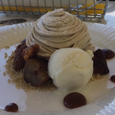 HSCcLgteJpNmdNX's profile picture. 