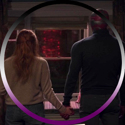 helloitsnadia_'s profile picture. she/her