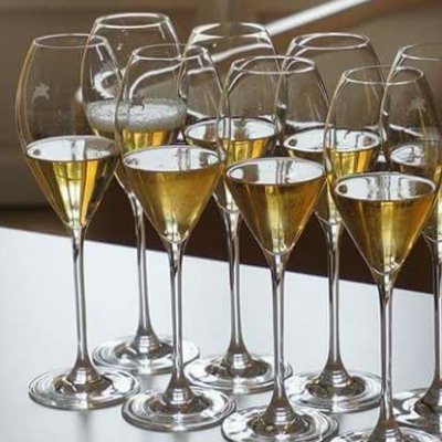 If you love champagne and champagne events, and want to learn more why not join us? https://t.co/SaI82t0Ndm, #champagne, #manchester, #champagnetasting