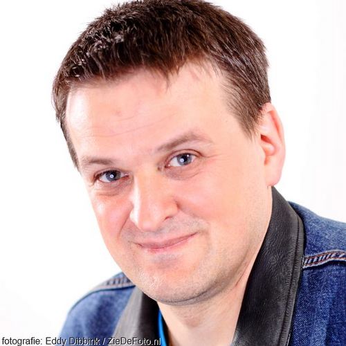 De hits van toen en nu is een radioprogramma,wat word uitgezonden op DEVENTERRADIO! Dinsdagavond 20-22 uur gepresenteerd door Sander Voortman!