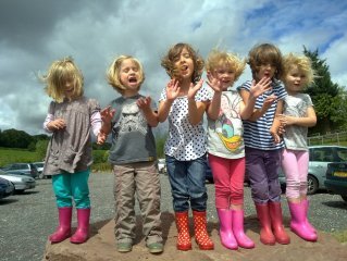 Cheltenham Twins Group supports parents, carers and parents-to-be of twins and more. All multiples welcome!