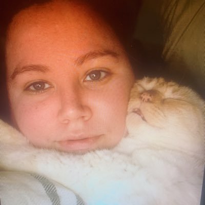 allaura81's profile picture. introvert🌸cat lover🐈 programmer