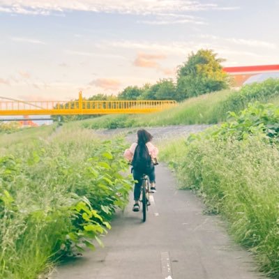 丁寧には暮らせないけど、北海道をあの手この手で遊び倒して楽しく生きてます。 🥾北海道169/179市町村 /地域おこし協力隊/Webデザイナー