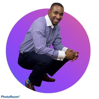 Host 🎤 The BlueShift Podcast
👑 C.E.O @Teamblueshift 
💎 Cancer Survivor 
Personal Development Coach
📱 ➡️➡️➡️ https://t.co/0qAlgJU8H6