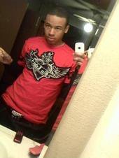 GUCCiiBOi's profile picture. 