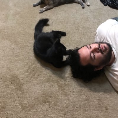 fuckpants_'s profile picture. i like tacos, my cat, and serotonin 🇨🇴