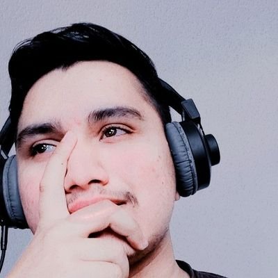 Kanishks2002's profile picture. Always Be Happy😁👍