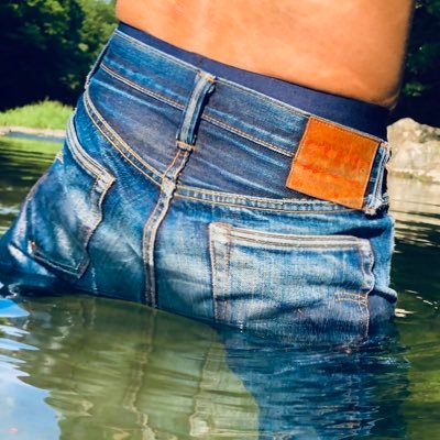 濡れフェチ 泥んこフェチ ジーンズフェチ I love wet & muddy nudie jeans. WAM好きです。フェチ系の取材なども受けてみたいです。