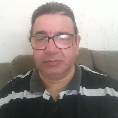 HarleyAben's profile picture. Capacidade de raciocinio lógico, direita ate os ossos! E pelo voto auditável.