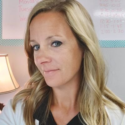 Mary36371112's profile picture. 