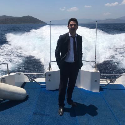 Chess player, Galatasaray fan. Likes and retweets not necessarily endorsement