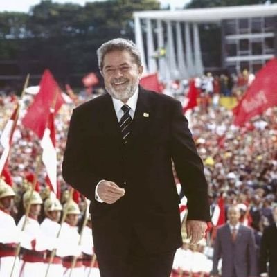 Lula 2022 não é mais sonho, é uma realidade, não sigo direita aqui. #LulaPresidente2022