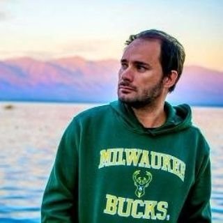 Milwaukee Bucks #FearTheDeer 

https://t.co/yaR2cmTDRr