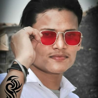 ग़लत का विरोध हमेशा #सीना_ठोंक_कर
कीजिए..... इतिहास आपको बा'ग़ी तो
कहेगा, लेकिन