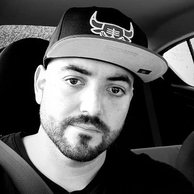 Entrepreneur y maestro en el arte de valer madre.