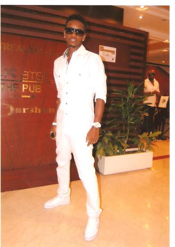 saint247's profile picture. 