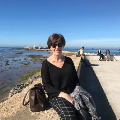 RosaMPrietoG's profile picture. “In a crisis be aware of the danger - but recognize the opportunity” (JFK)