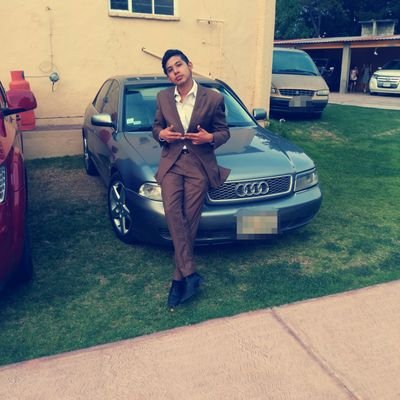 Yahir20815877's profile picture. 