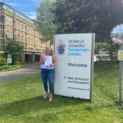 MaisieLilyWard's profile picture. 