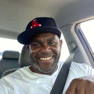 HalfkennyPeter's profile picture. 