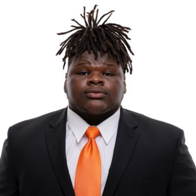 🍊Defensive Linemen for The University of Tennessee🍊 IG: 901_hollywood_e