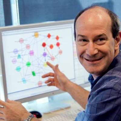 brucearonow's profile picture. 