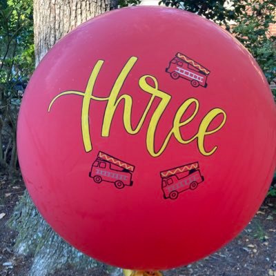 Happy Hand Lettering for all occasions! Bespoke Balloons, signs and much more.