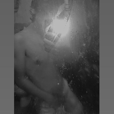 Franco97608411's profile picture. Vive y deja vivir