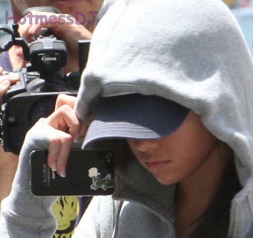 HotmessDJ's profile picture. If you like me, tell me.
If you miss me, show it.
If you love me, prove it.
♥ Love isn't always easy... ♥