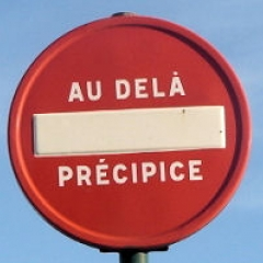 sarkastique's profile picture. Si vous êtes influent(e), aidez-moi à sauver les bébés-fucks.